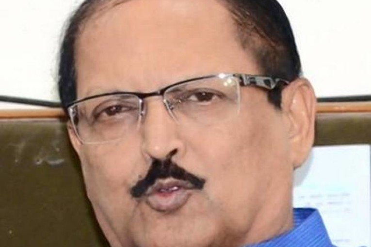 State task force chairman admits to tardy progress in providing safe water in eight affected districts